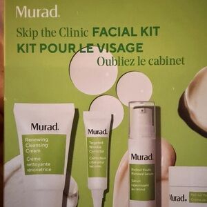 Murad Skincare Set - Green and White